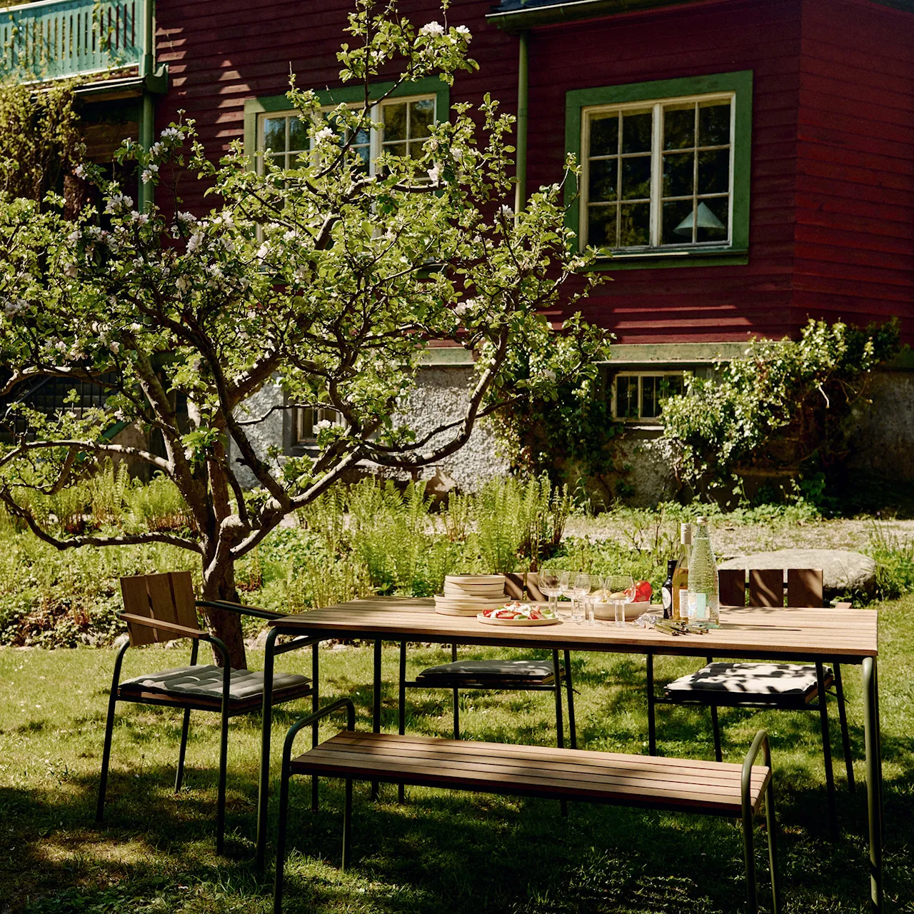 Kallio Outdoor Bench Green