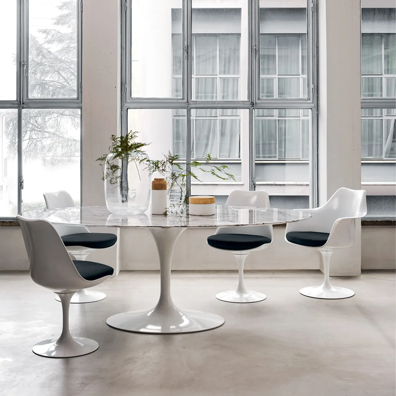 Saarinen Tulip Armchair