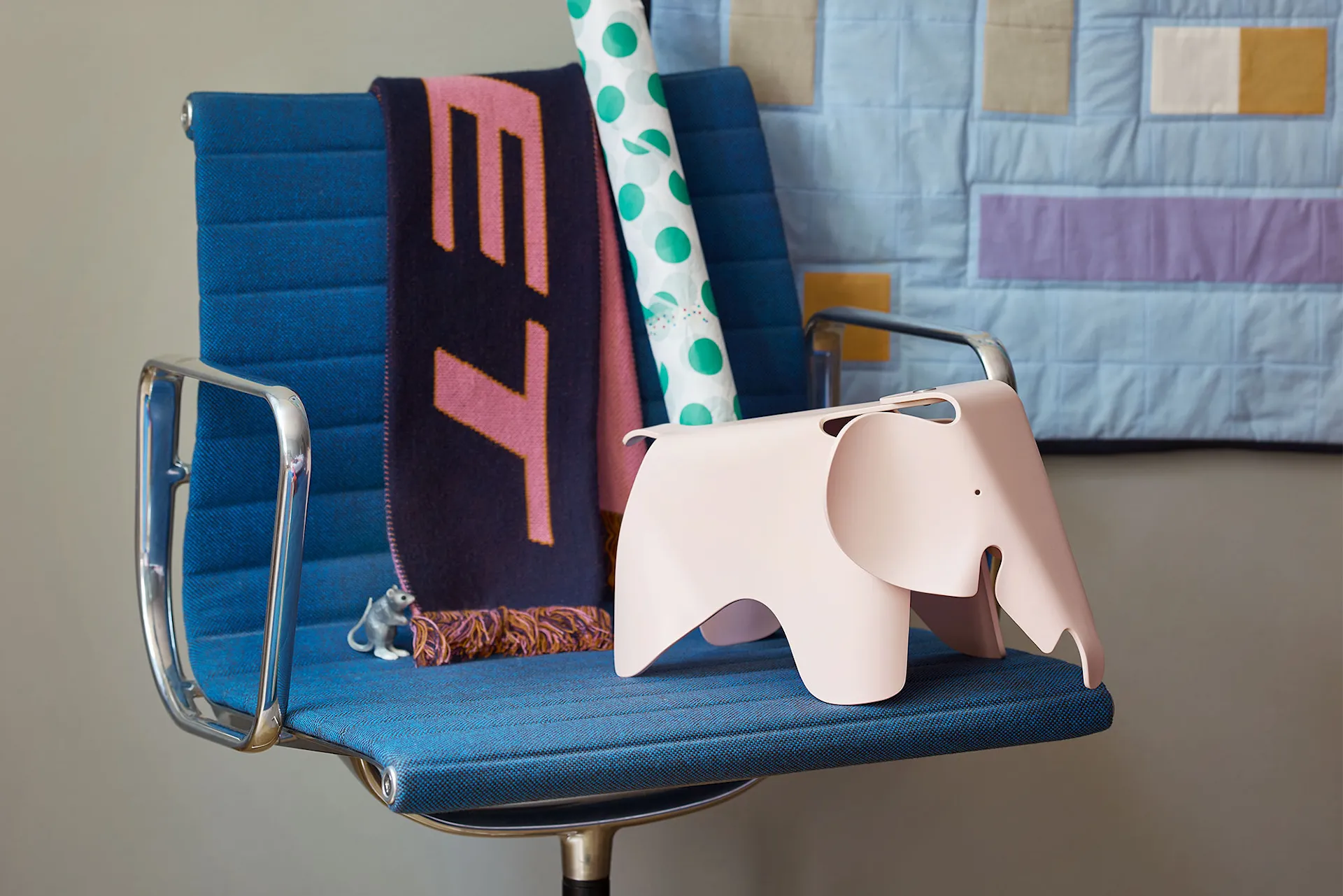 Eames Elephant Small - Vitra - Charles & Ray Eames - NO GA