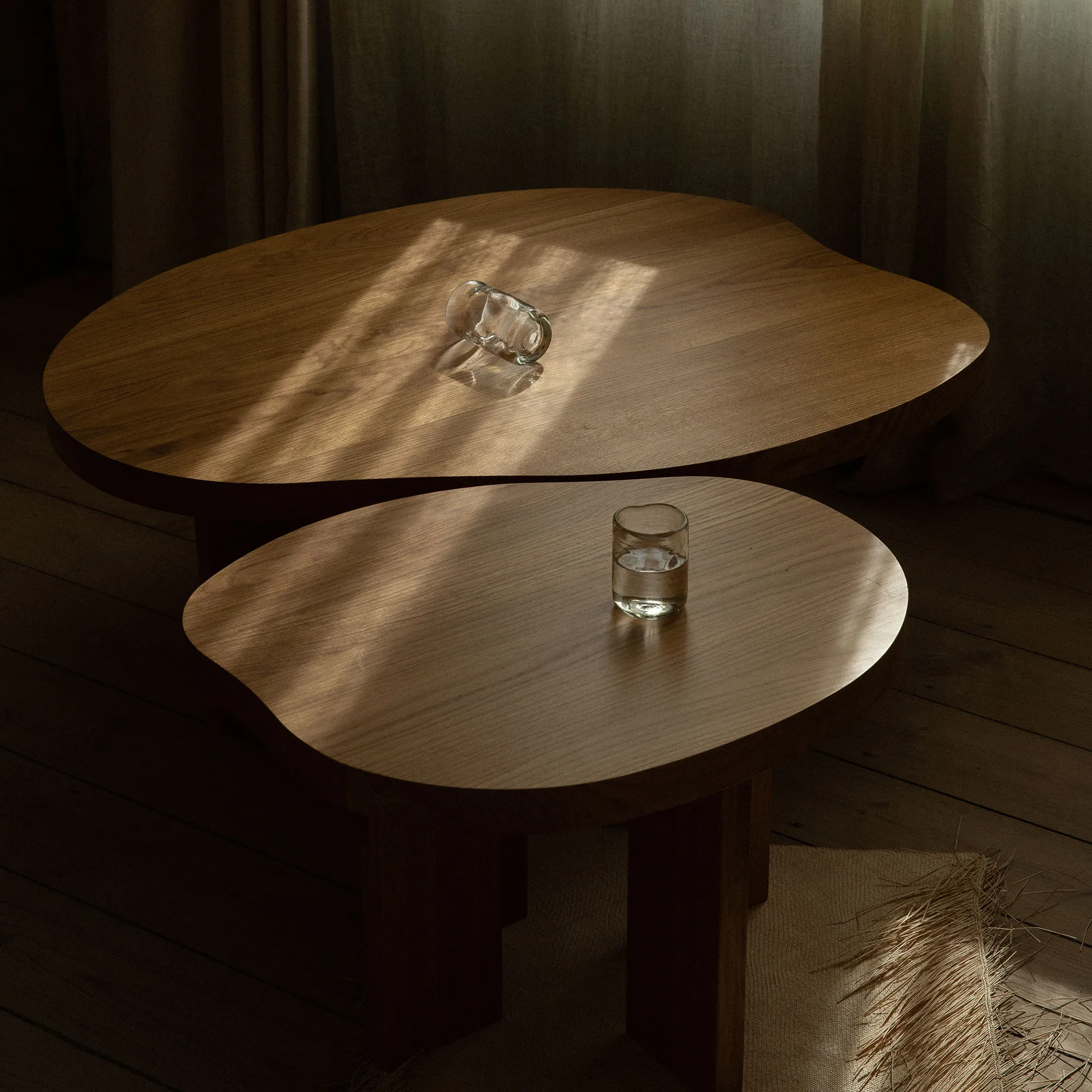 Farmhouse Pond Coffee Table - 3