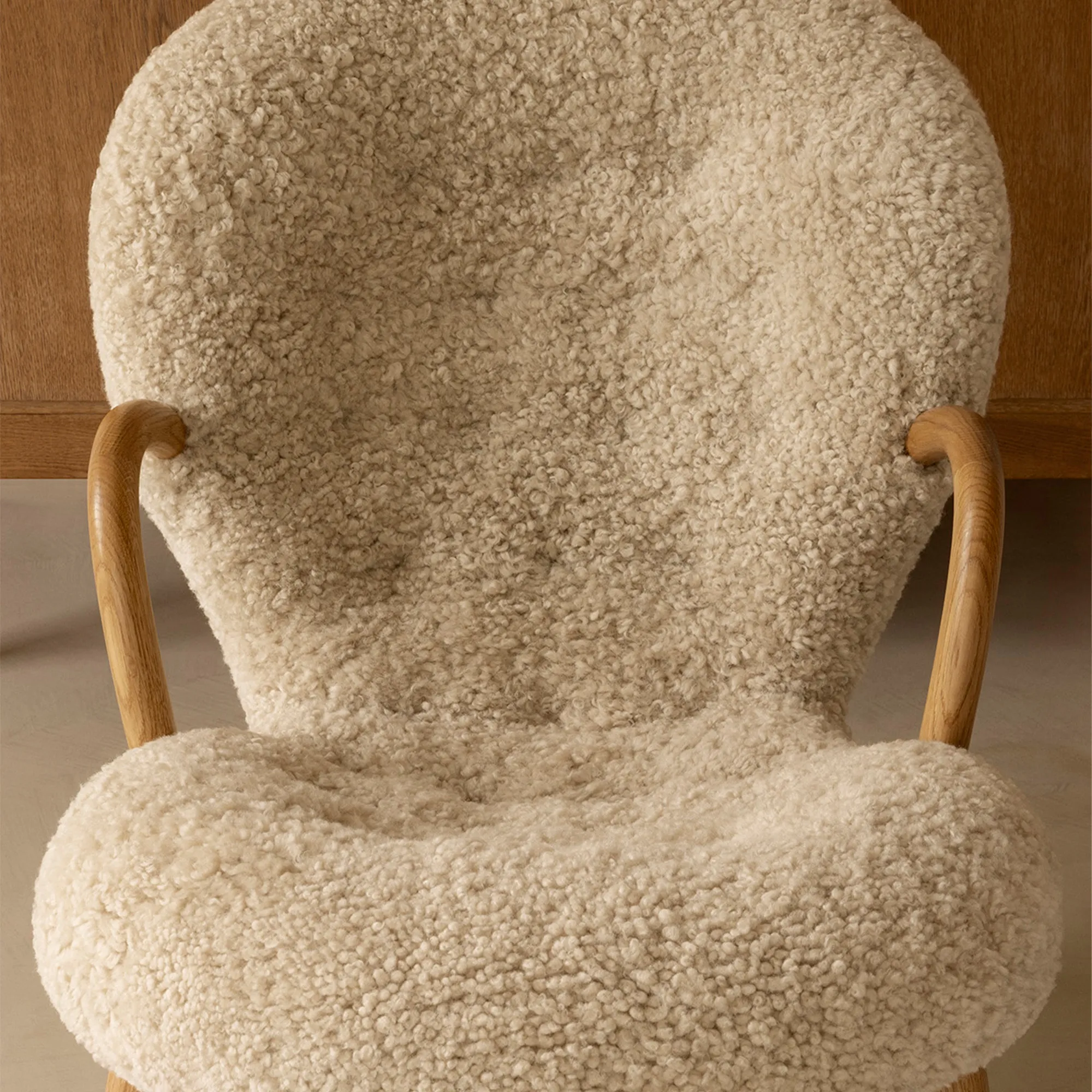 Clam Chair - 15