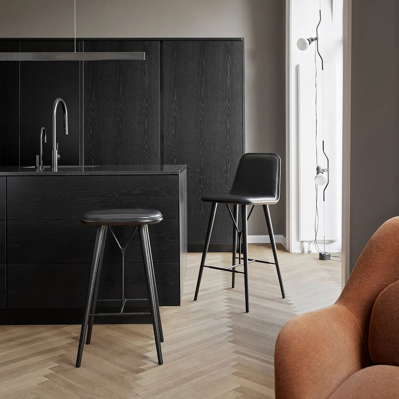 Spine Bar Chair