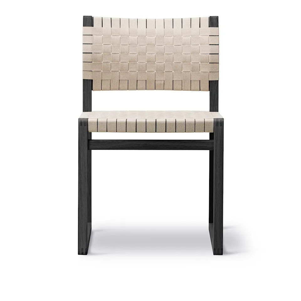 BM61 Dining Chair Black Lacquered Oak