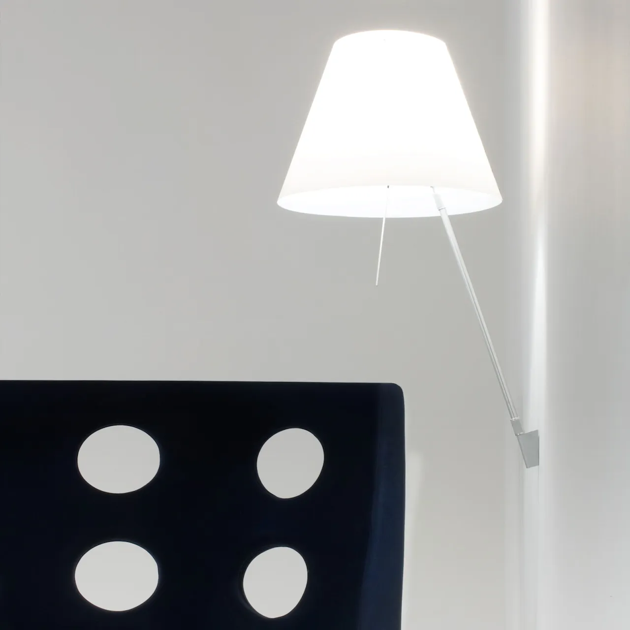 Costanza Wall Lamp