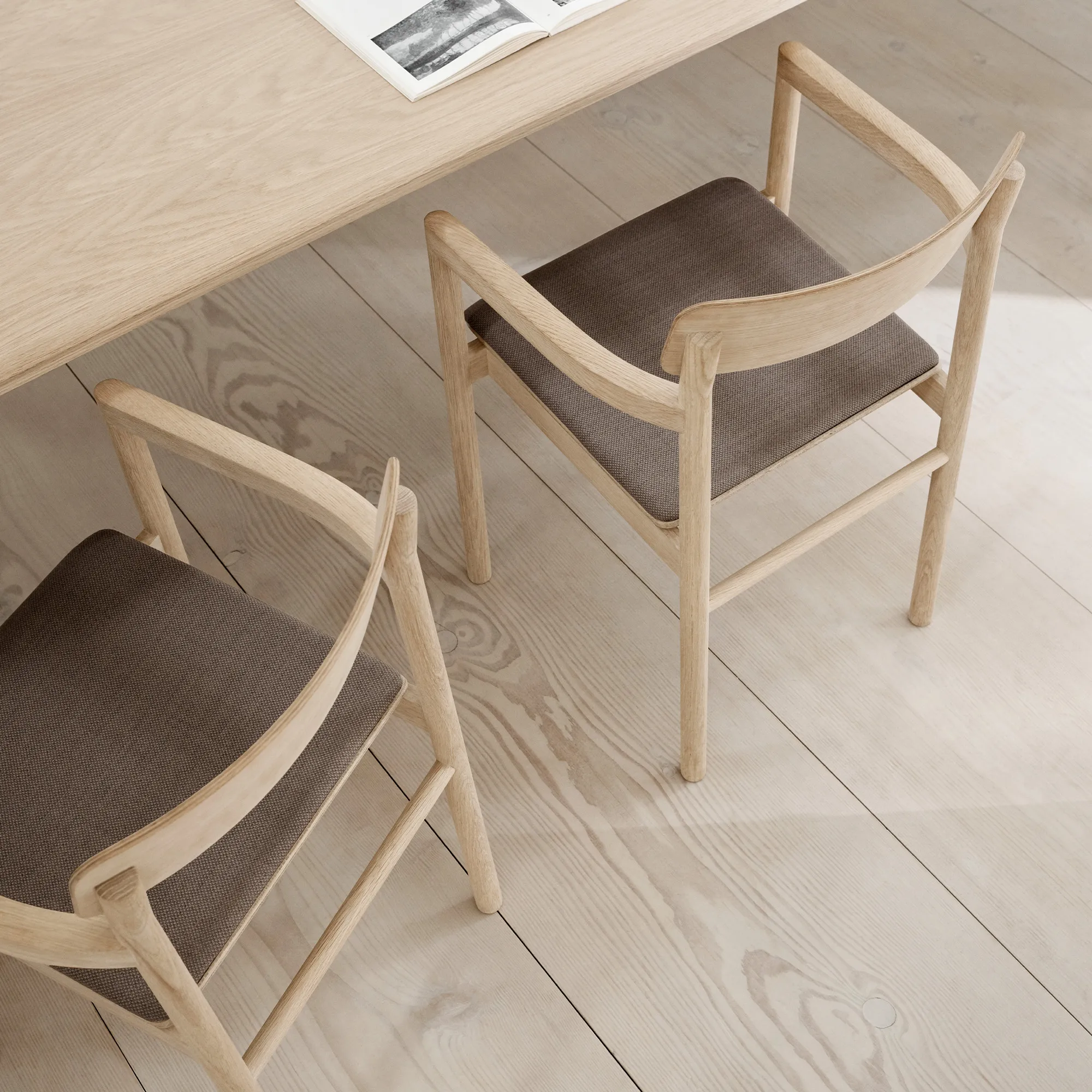 Post Chair