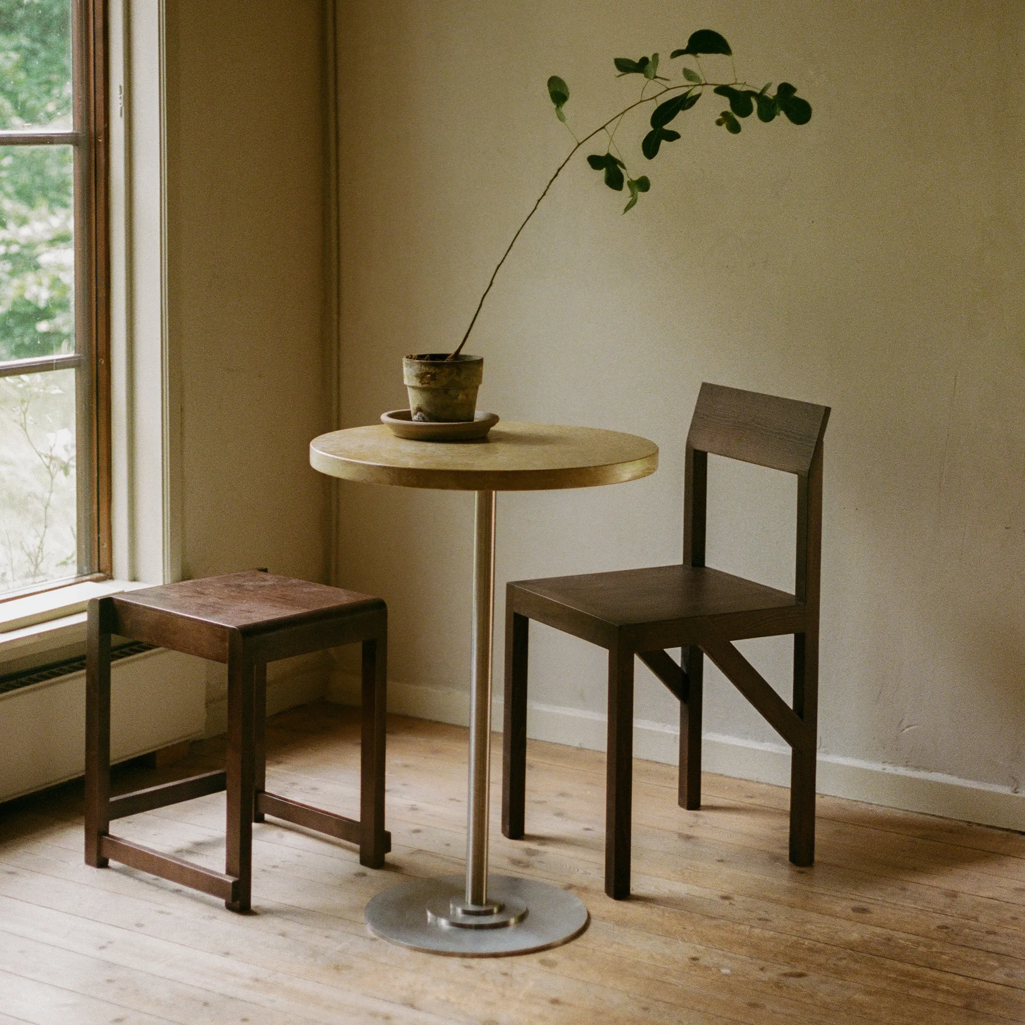 Low Stool 01 jakkara - 12