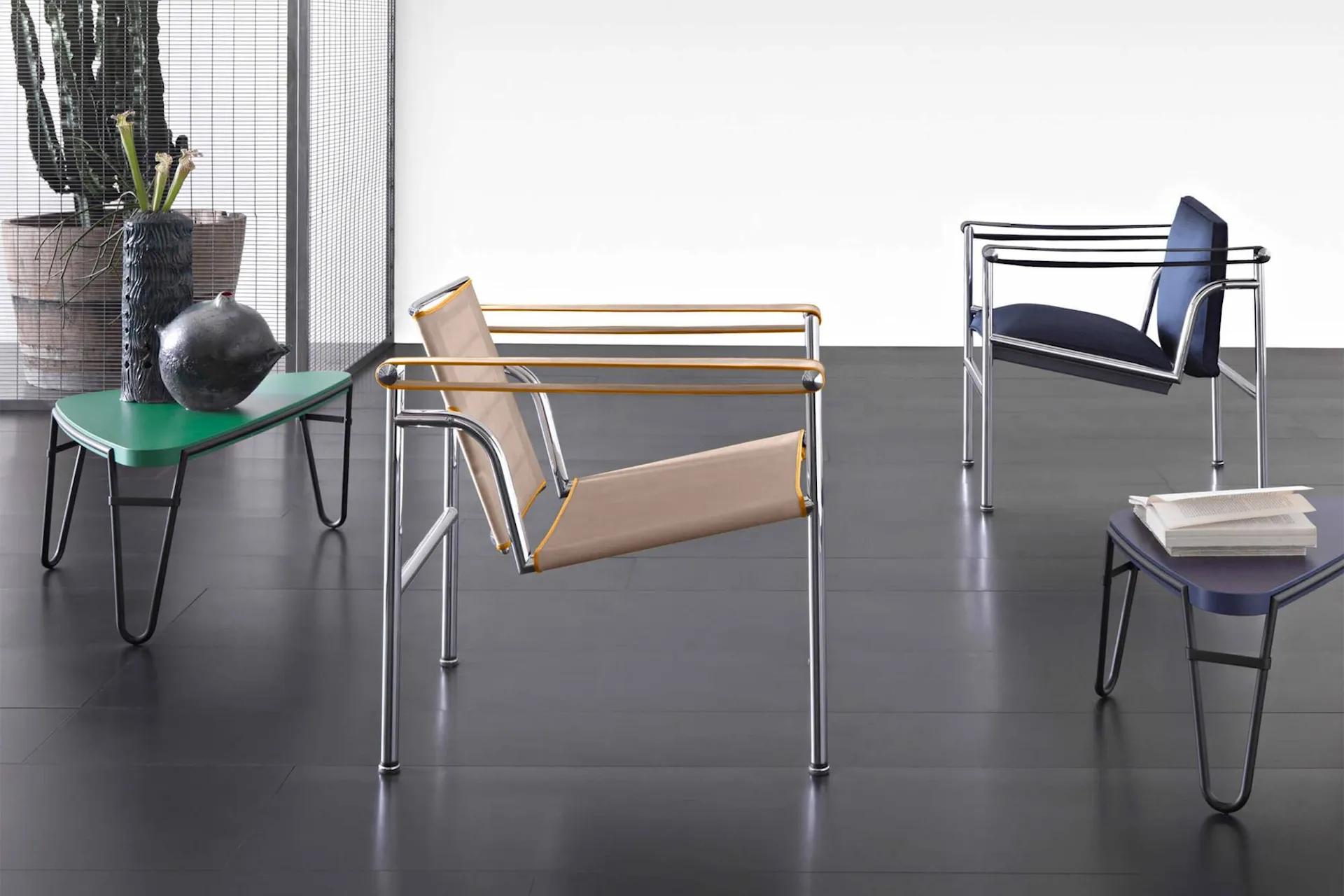 1 Armchair UAM Chrom - Cassina - Charlotte Perriand - NO GA