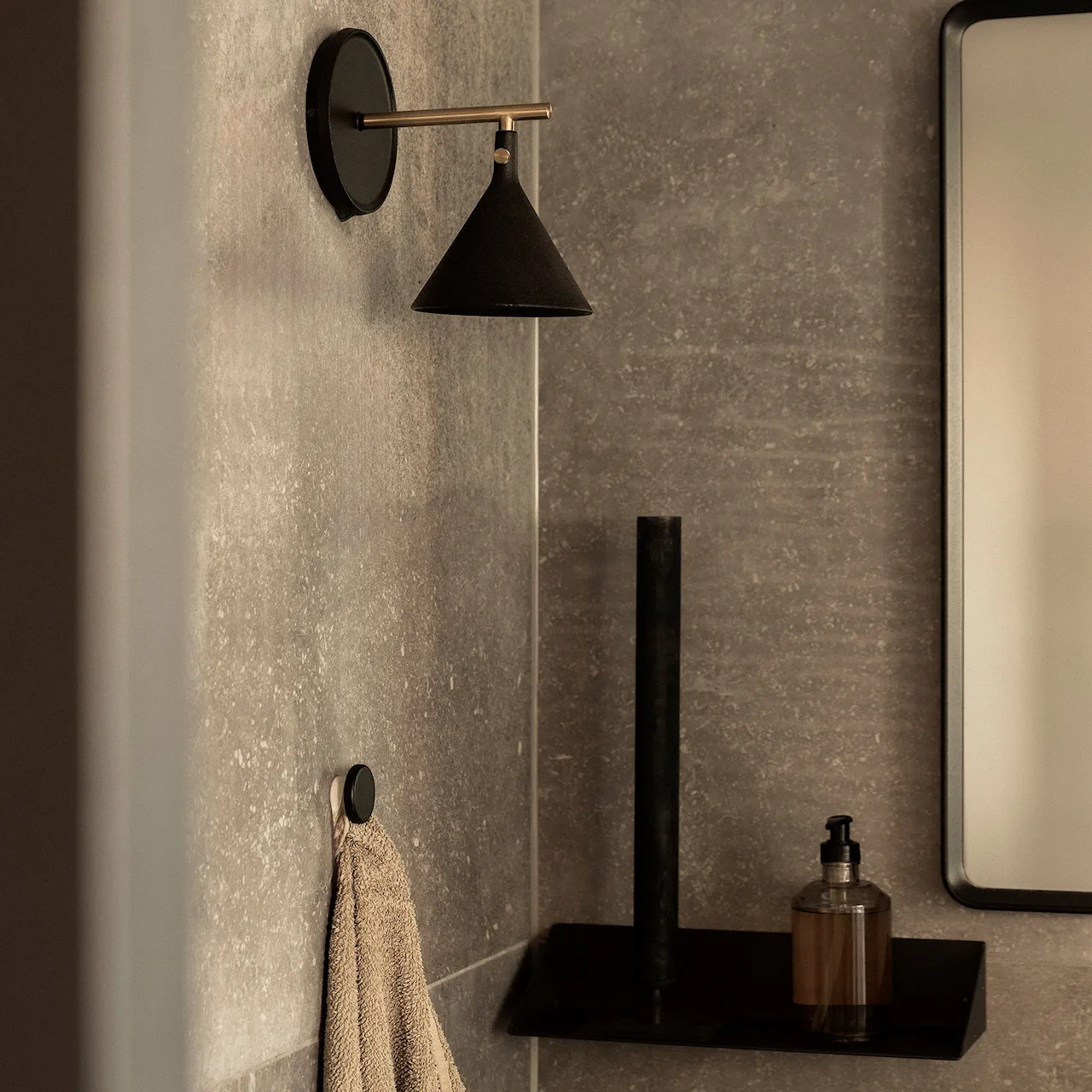 Cast Sconce wandlamp diffuser