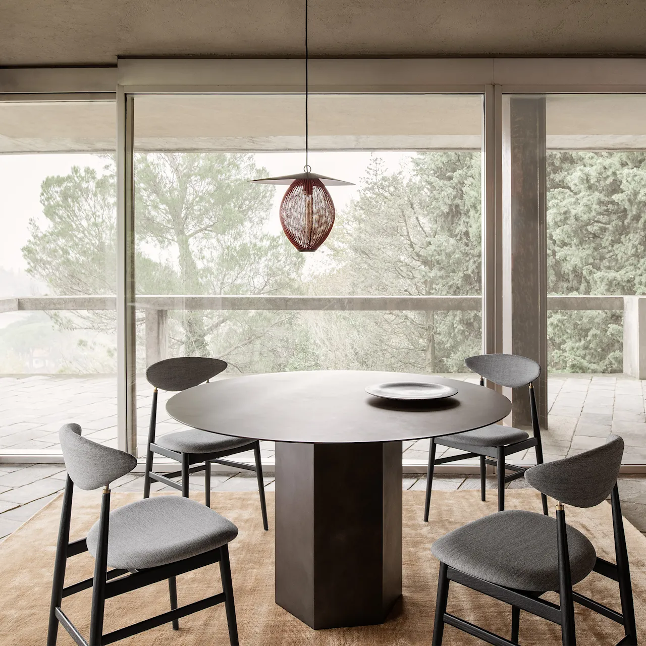 Epic Dining Table Round Ø130 Steel, Misty Gray