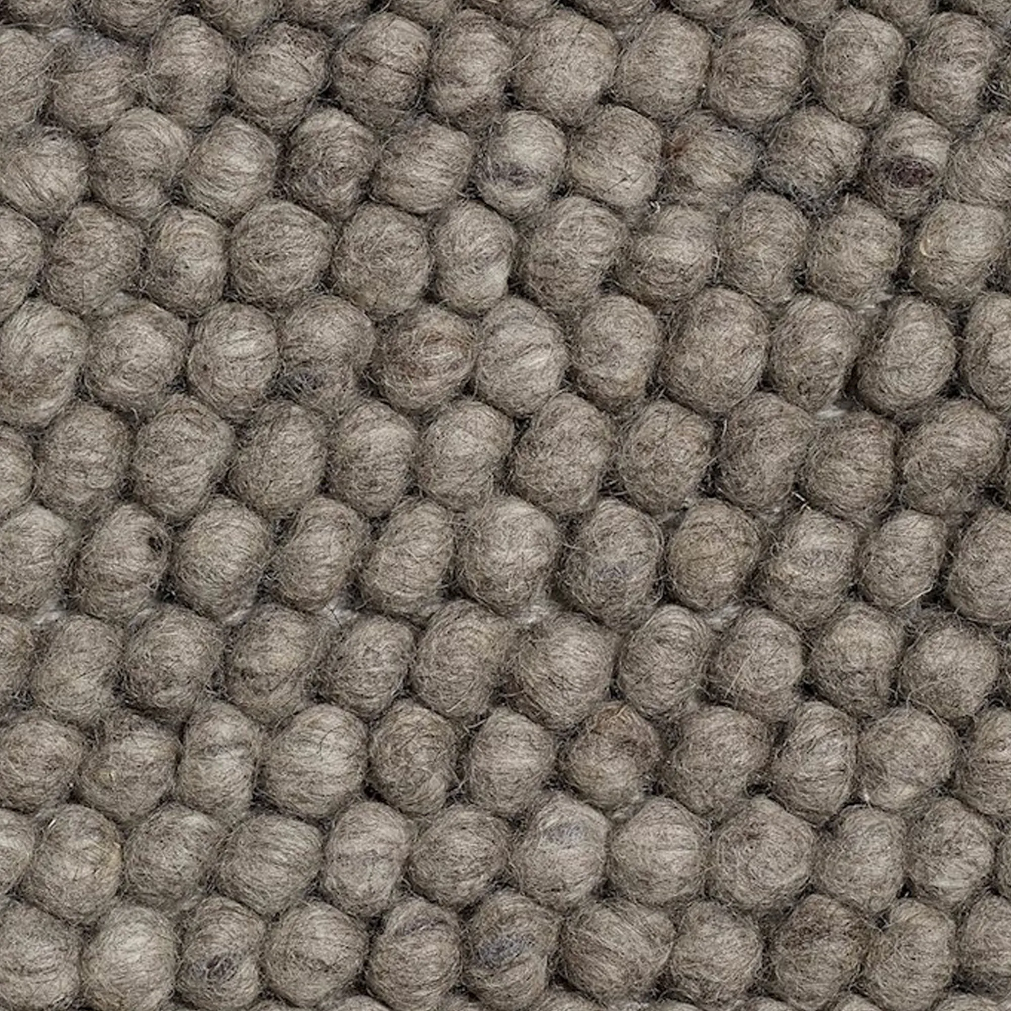 Peas tæppe Medium Grey