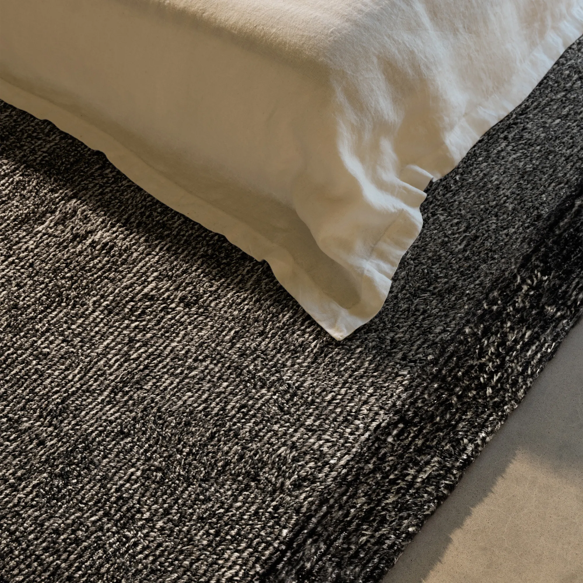 Ryya 02 Black & White Rya Rug - 3
