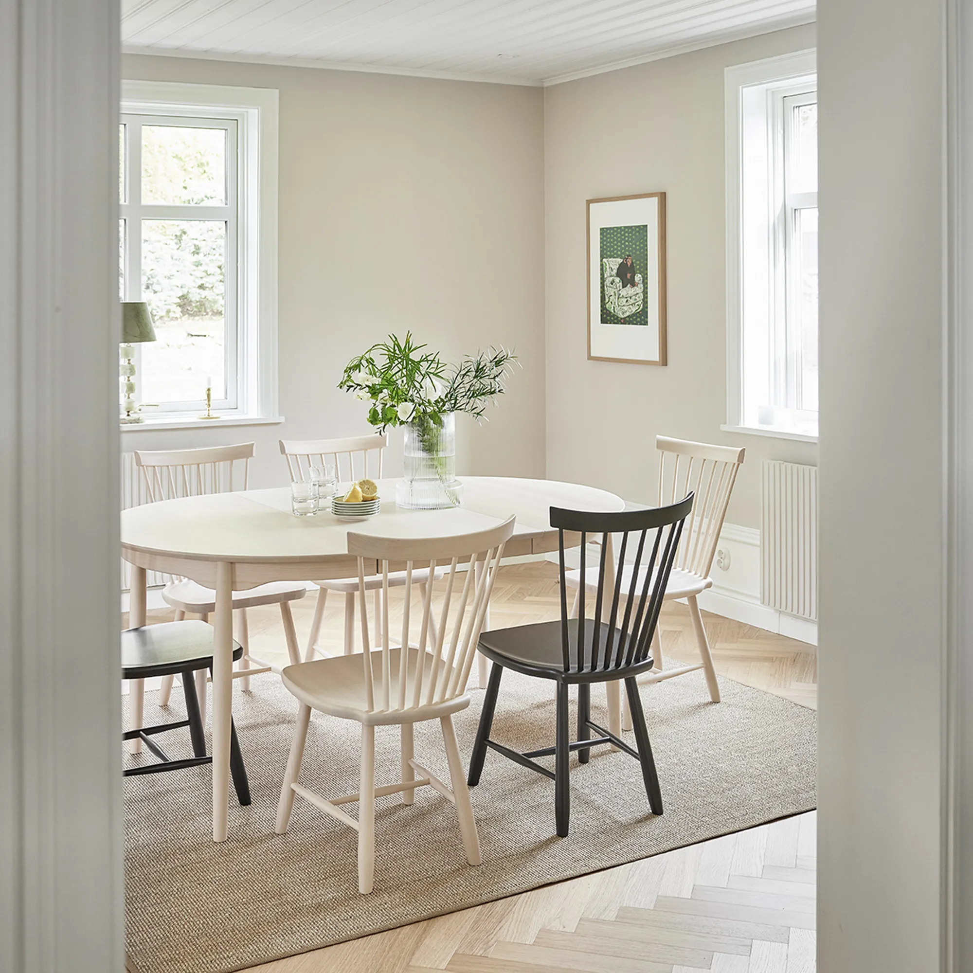 Carl dining table Ø115 cm extendable without insert leaf - 3