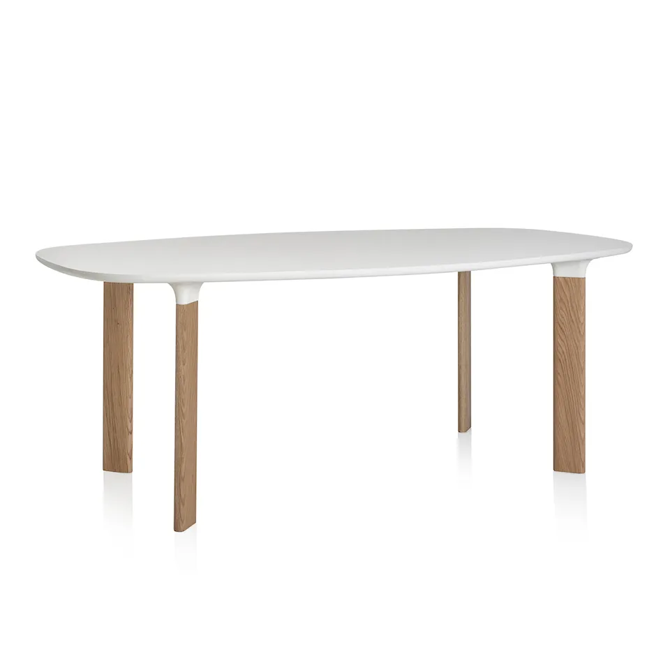 JH63 Analog 105x185 cm, Oak veneer, Oak legs with white details