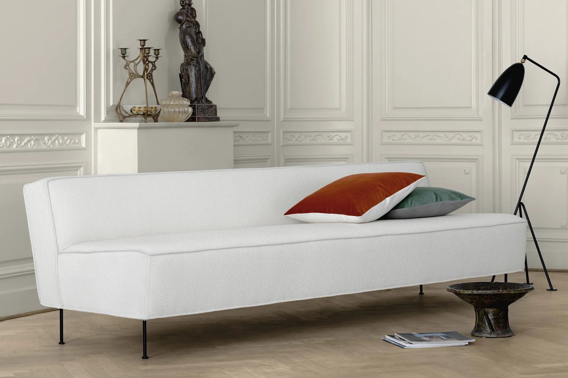 Modern Line Sofa - Gubi - Greta Magnusson Grossman - NO GA