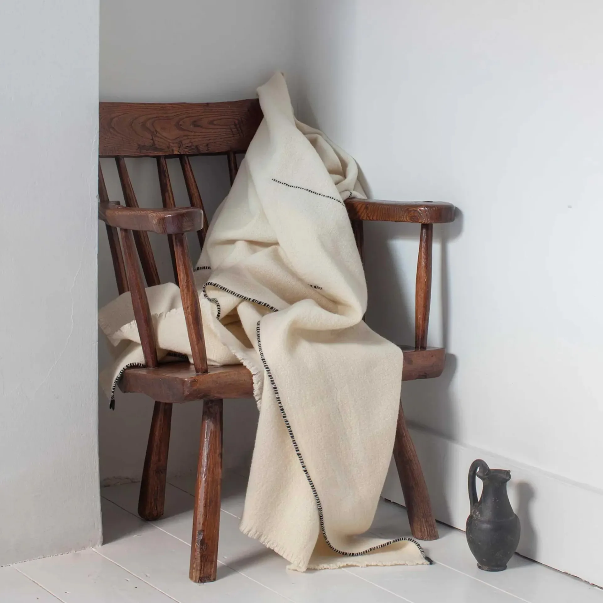 The Plough Throw Cream - Toogood - NO GA