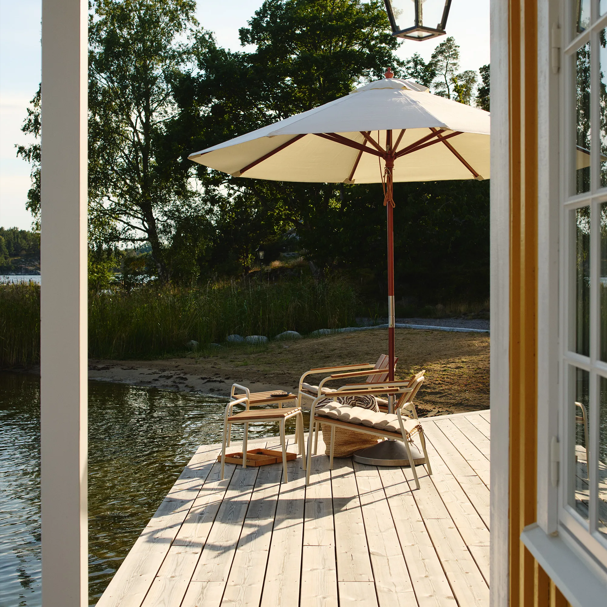 Kallio Outdoor Lounge Chair & Footstool - 9
