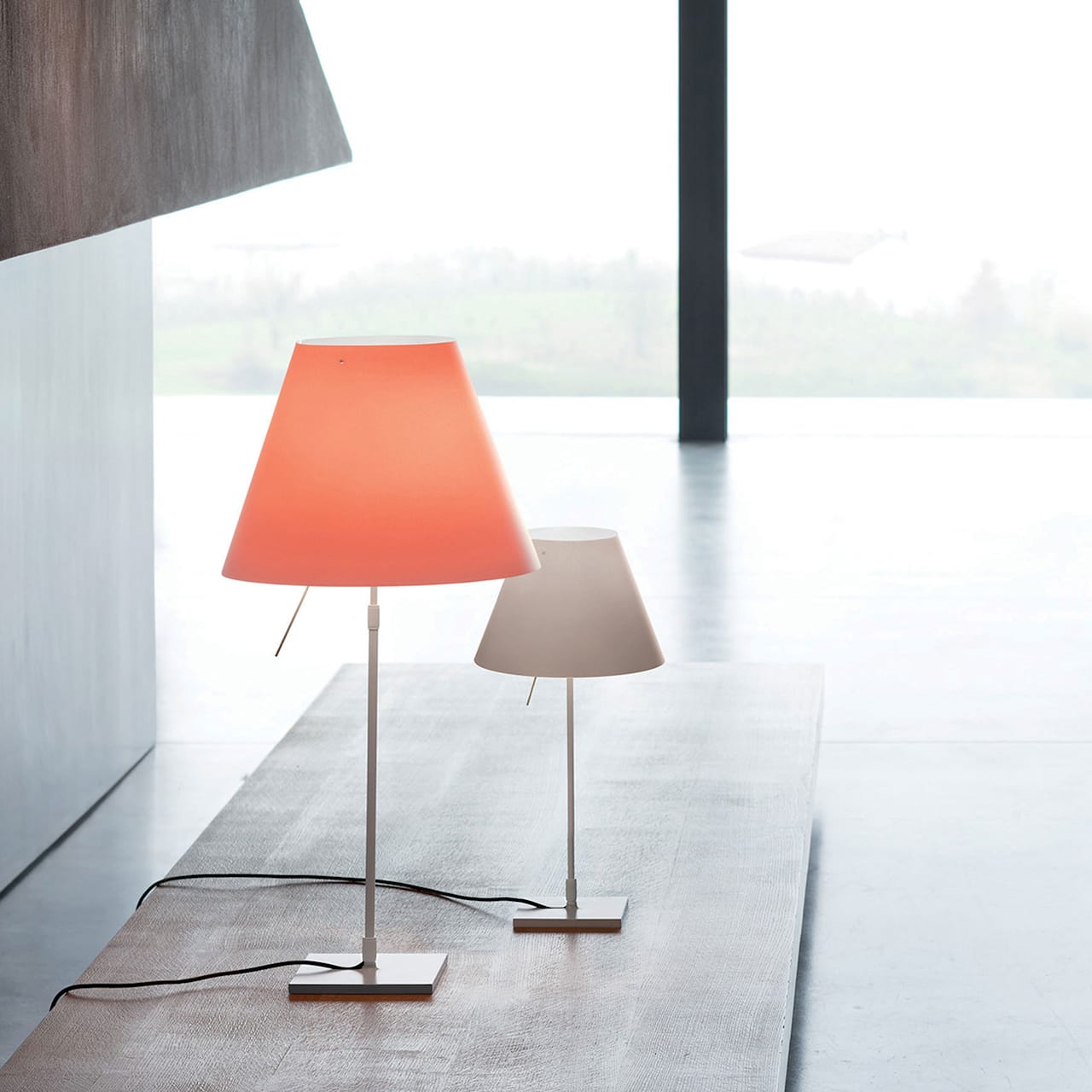 Costanzina Table Lamp - Aluminum/White