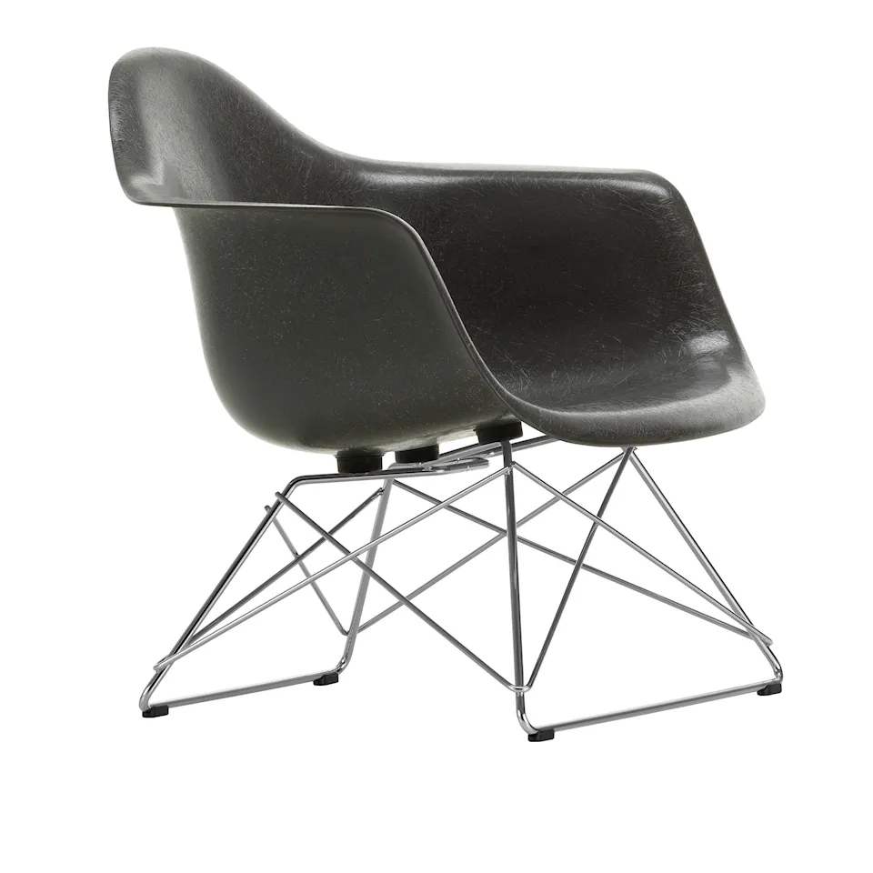 Eames Fiberglass Armchair LAR fauteuil Chrome