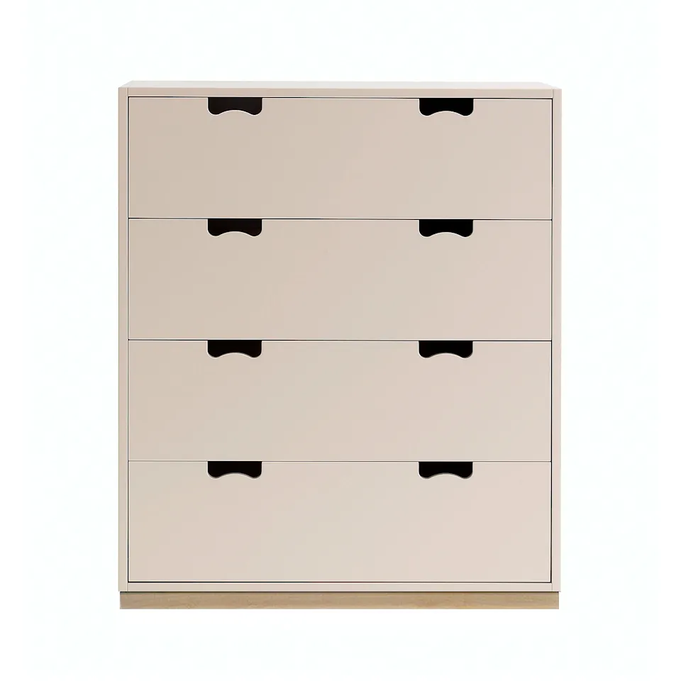 Snö A Birch Plinth