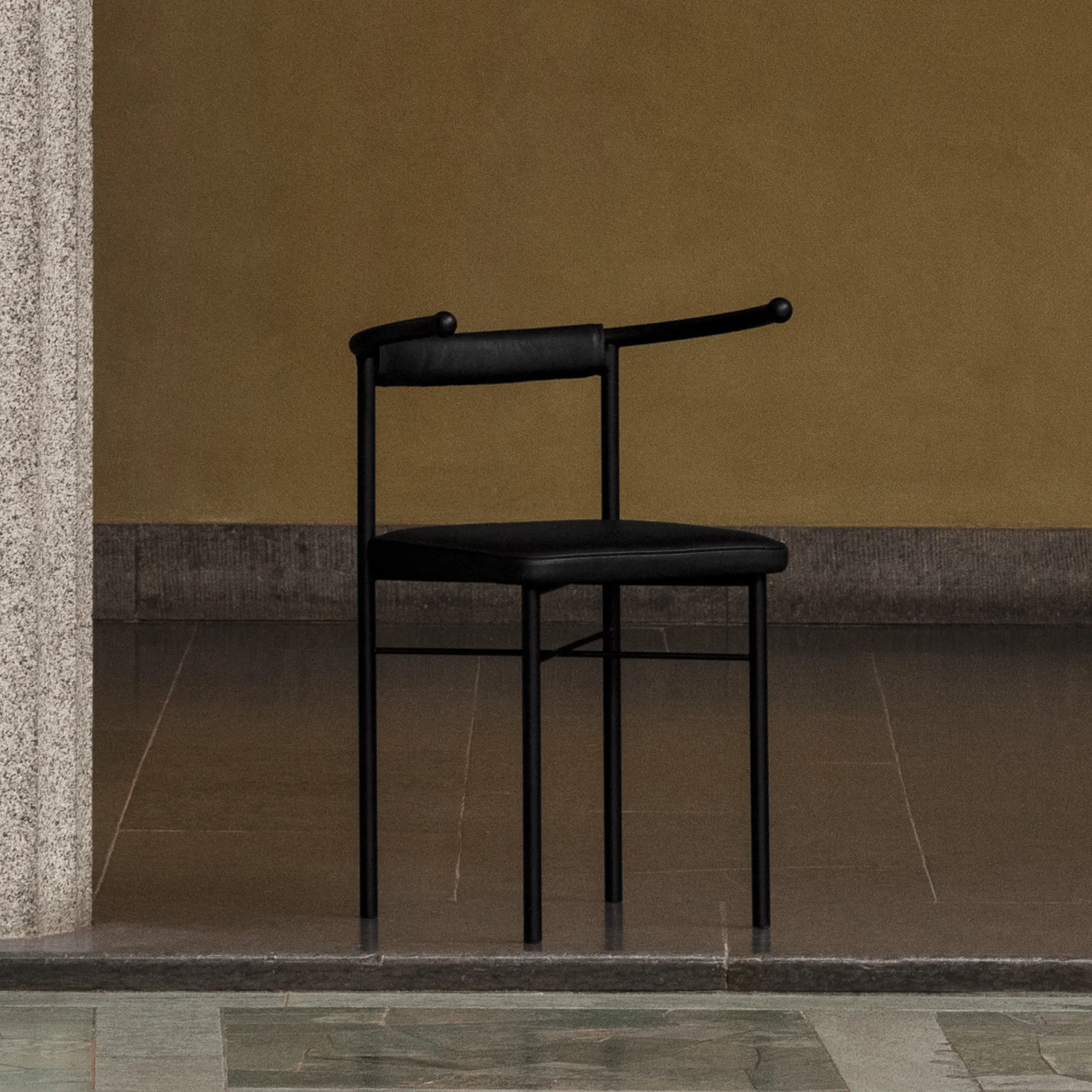Point chair - 10
