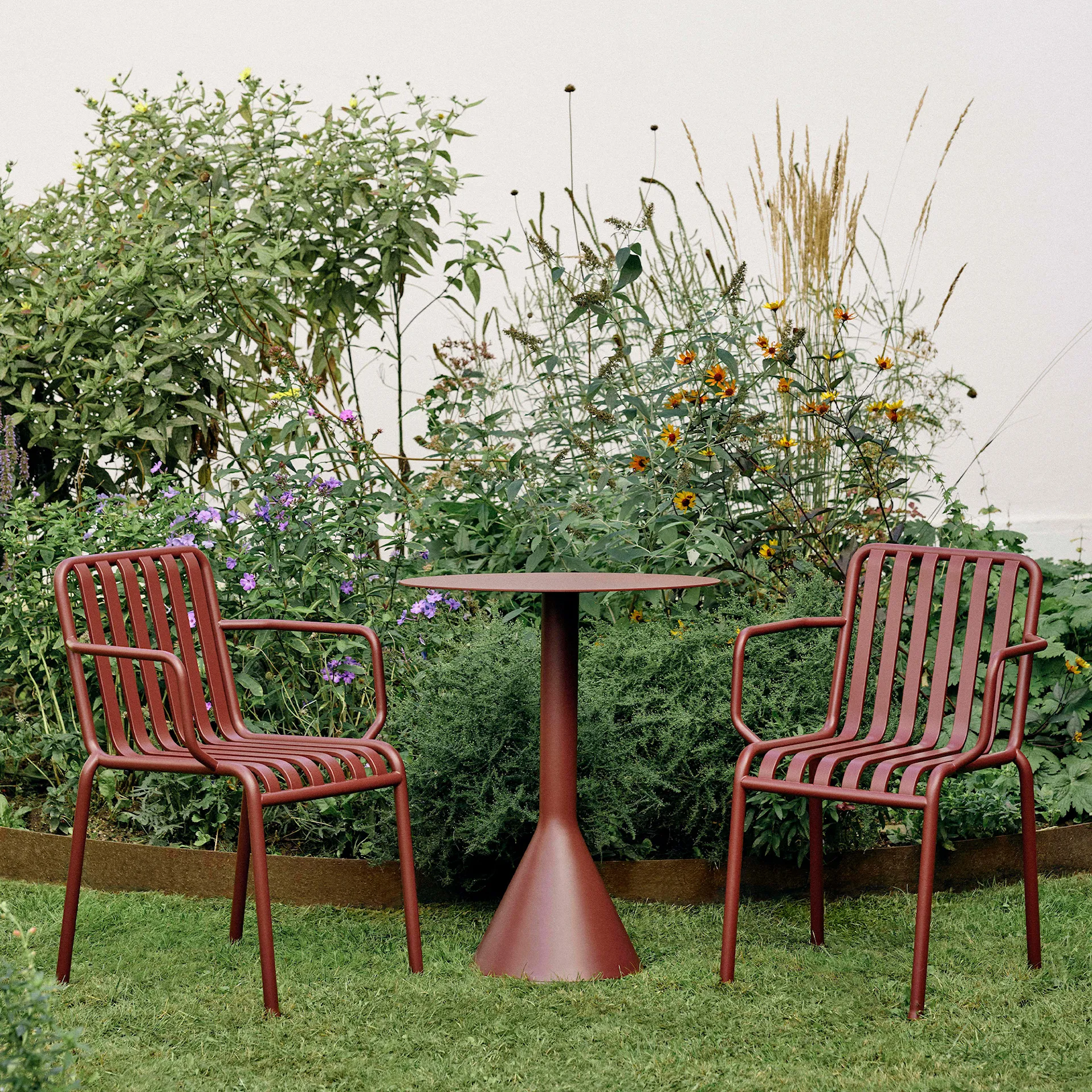 Palissade Cone Table Square - HAY - Ronan & Erwan Bouroullec - NO GA