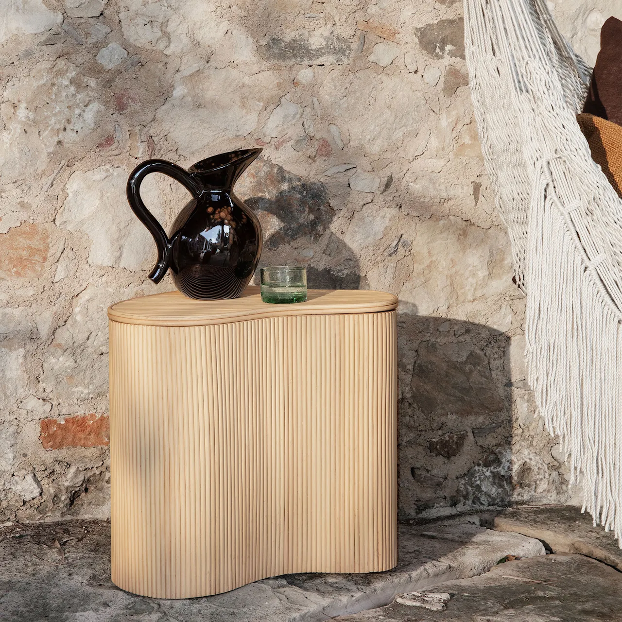 Isola Storage Table