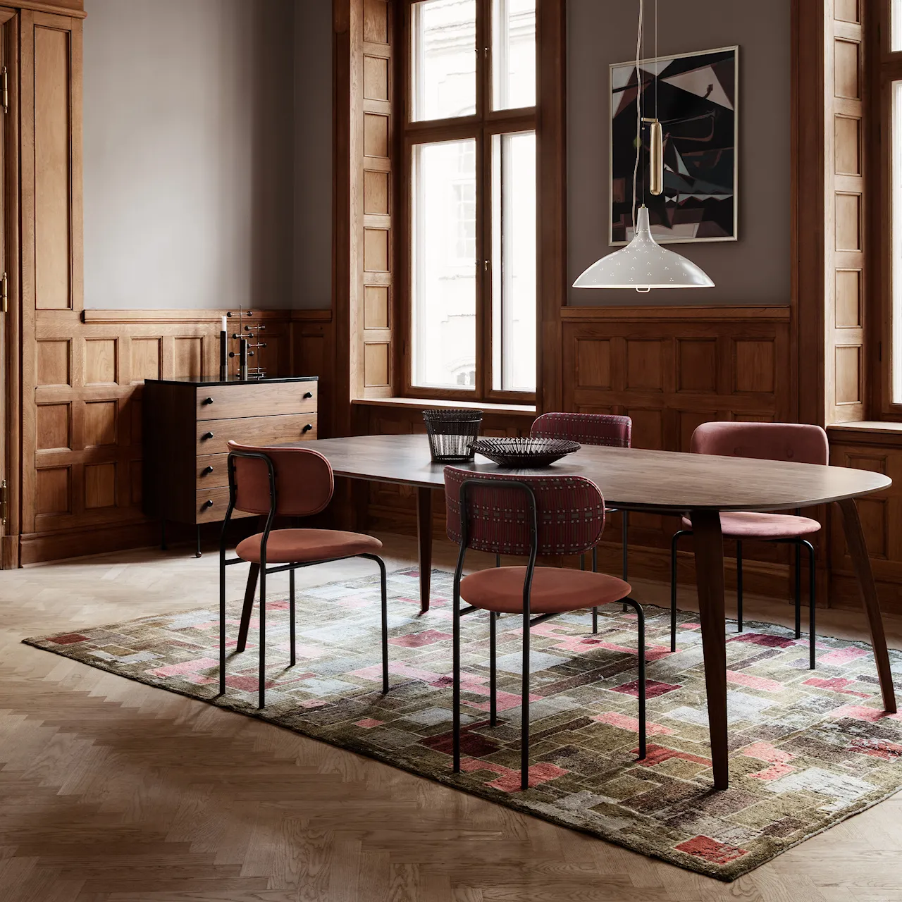 GUBI Elliptical Dining Table