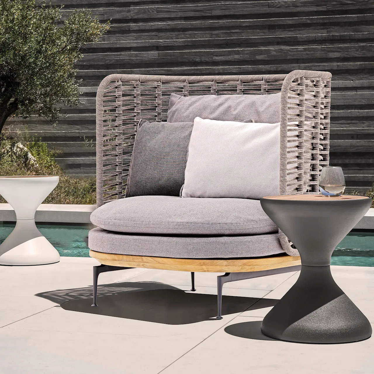 Mistral Lounge Chair