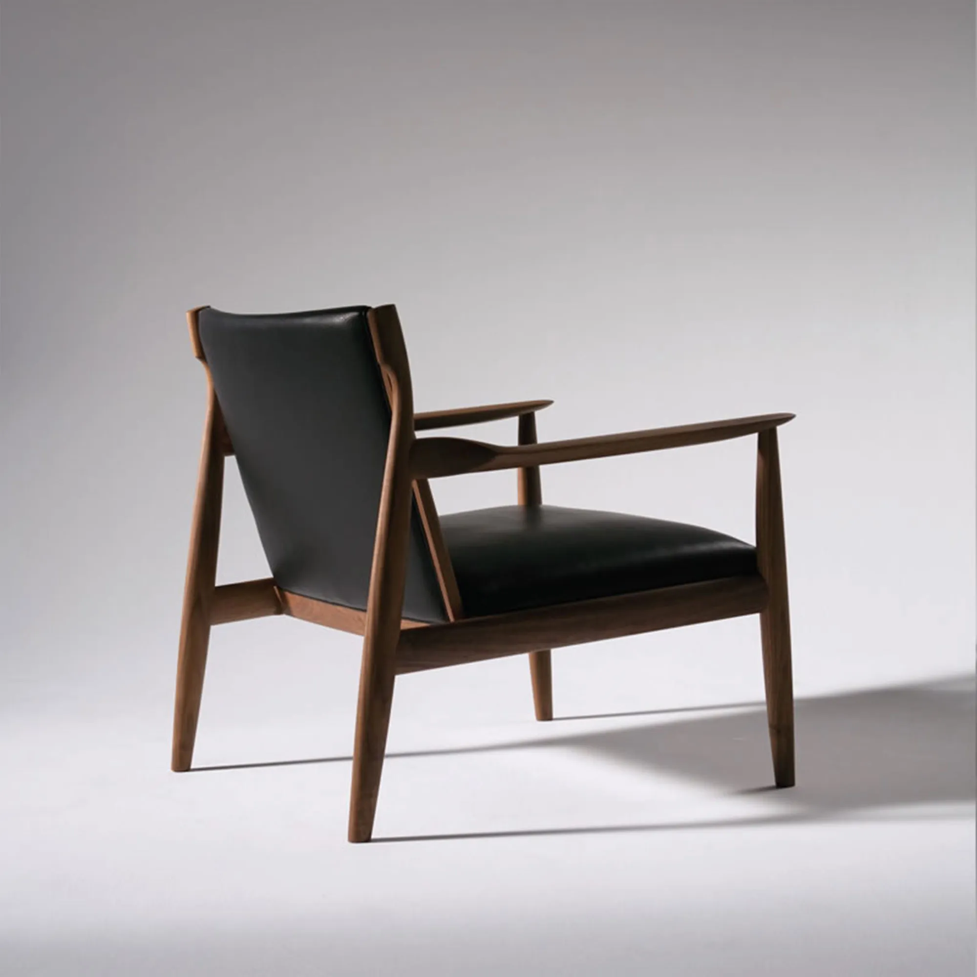 Claude Easy Chair - 6