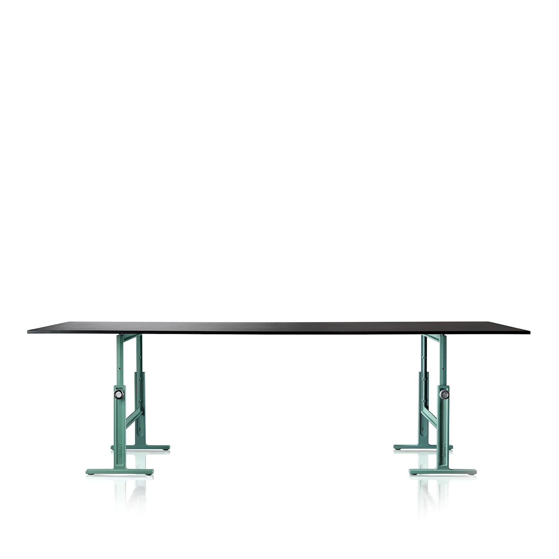 Brut Trestle Table - Magis - Konstantin Grcic - NO GA