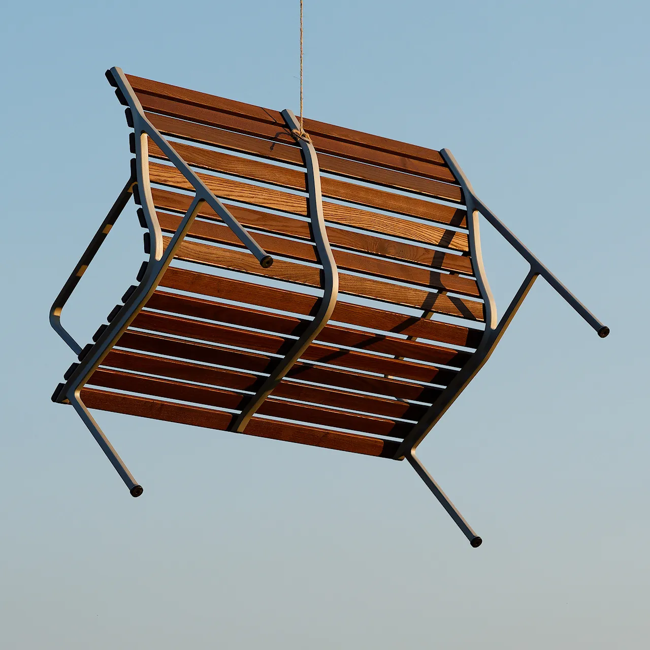 Traverse loungebank met armleuningen