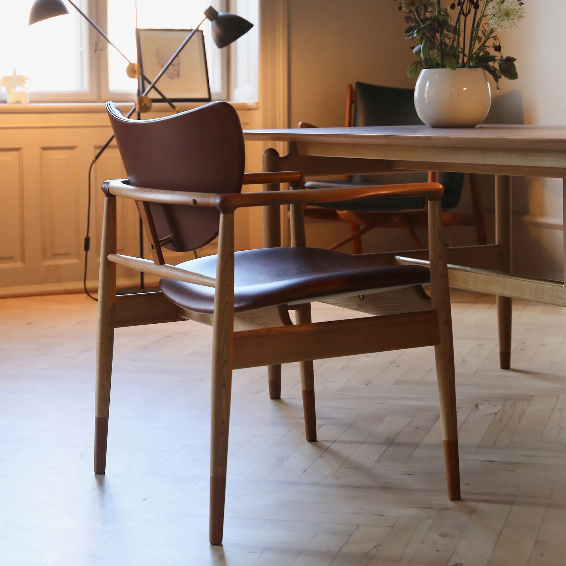 48 Chair, Walnut/Oak, Leather Group 2, Nevada NV2488S Cognac - House of Finn Juhl - Finn Juhl - NO GA