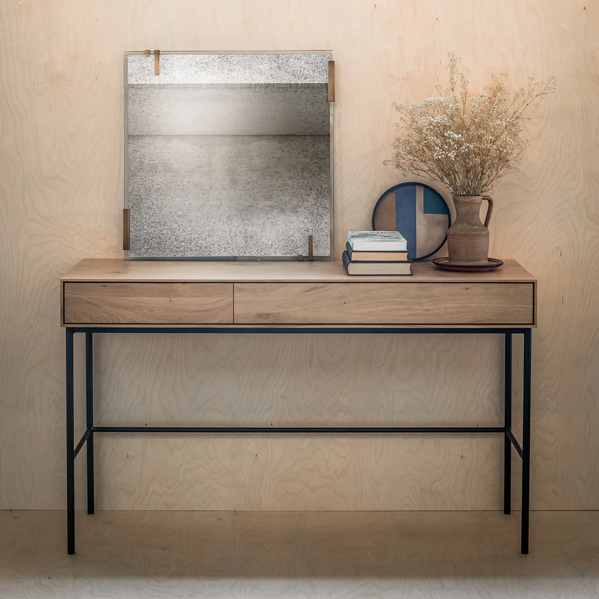 Whitebird Desk - 4