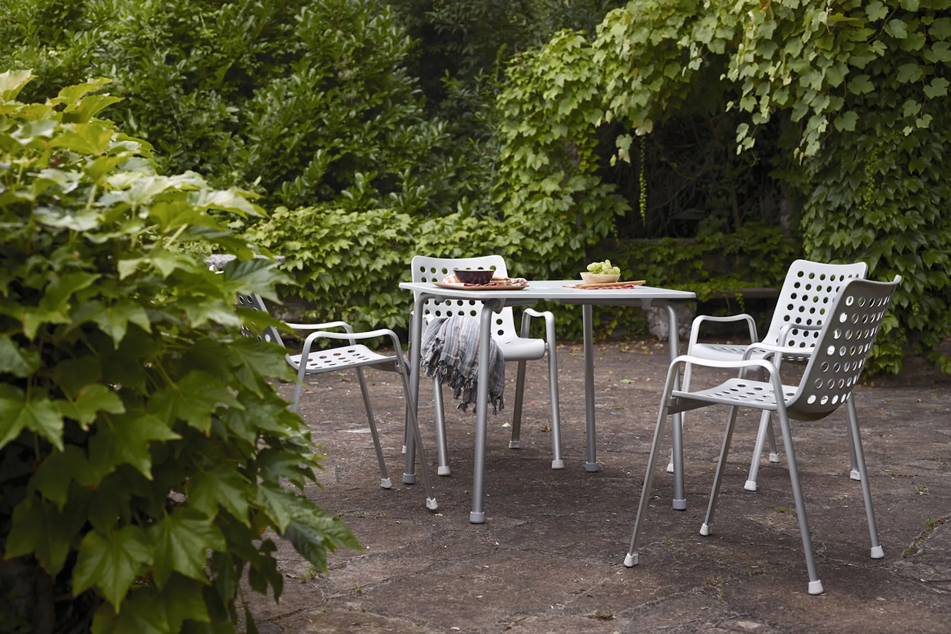 Landi Chair Outdoor - Vitra - NO GA