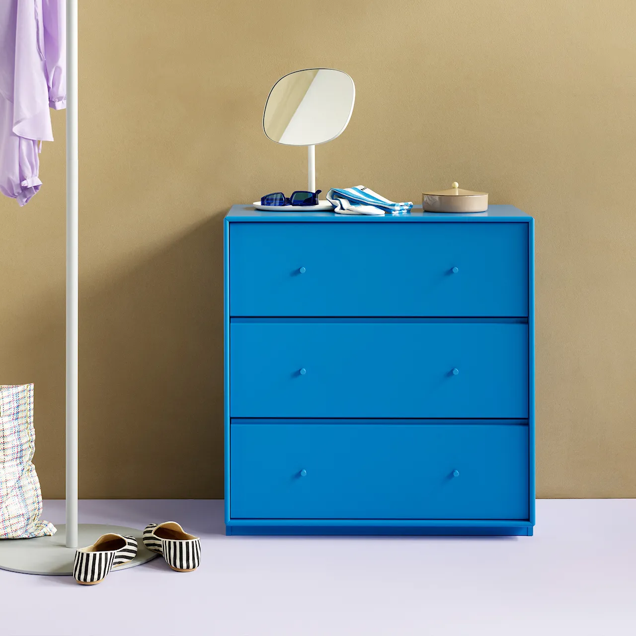 Montana Selection Carry Dresser Plinth 3 cm