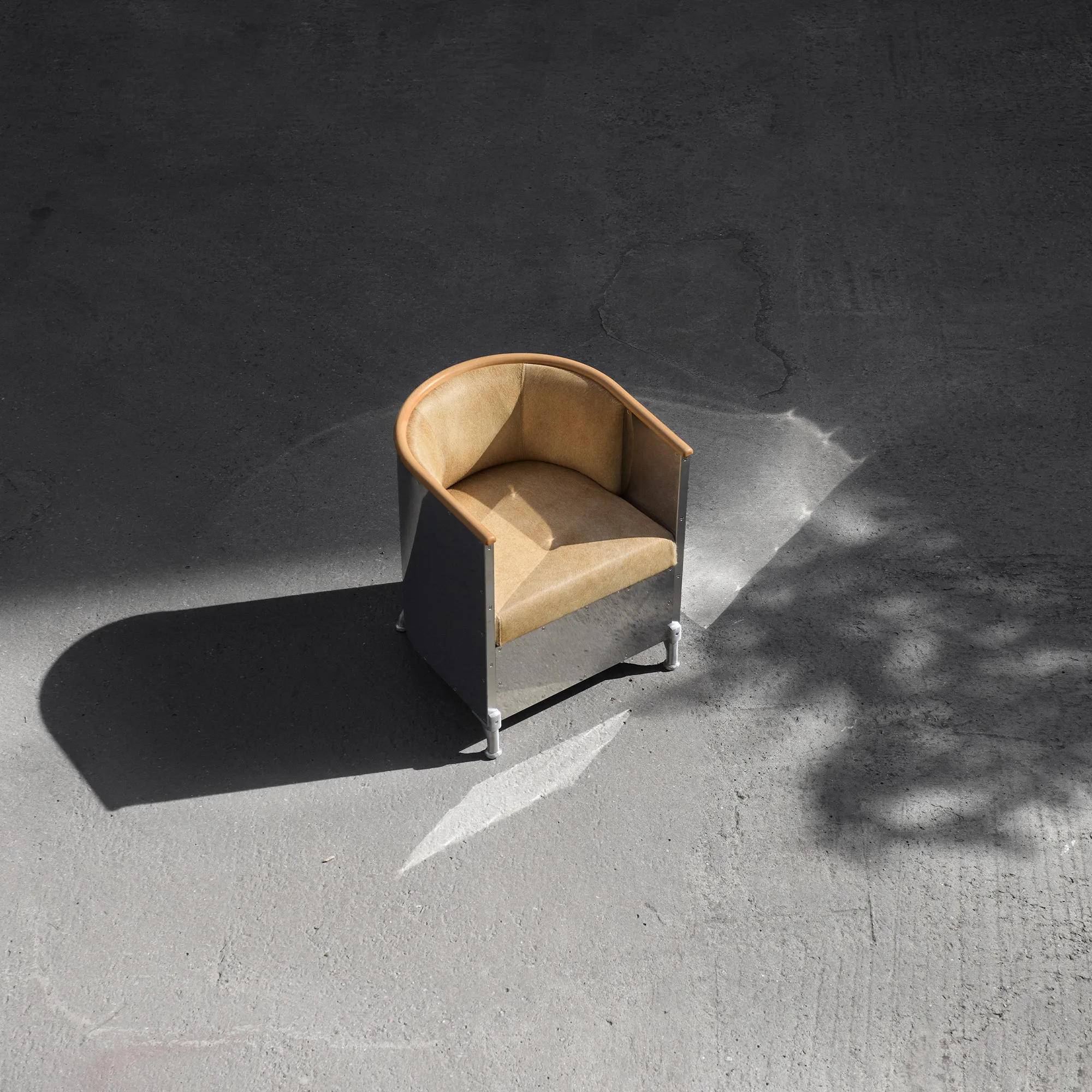 Aluminium Cowhide Exclusive Edition - 9