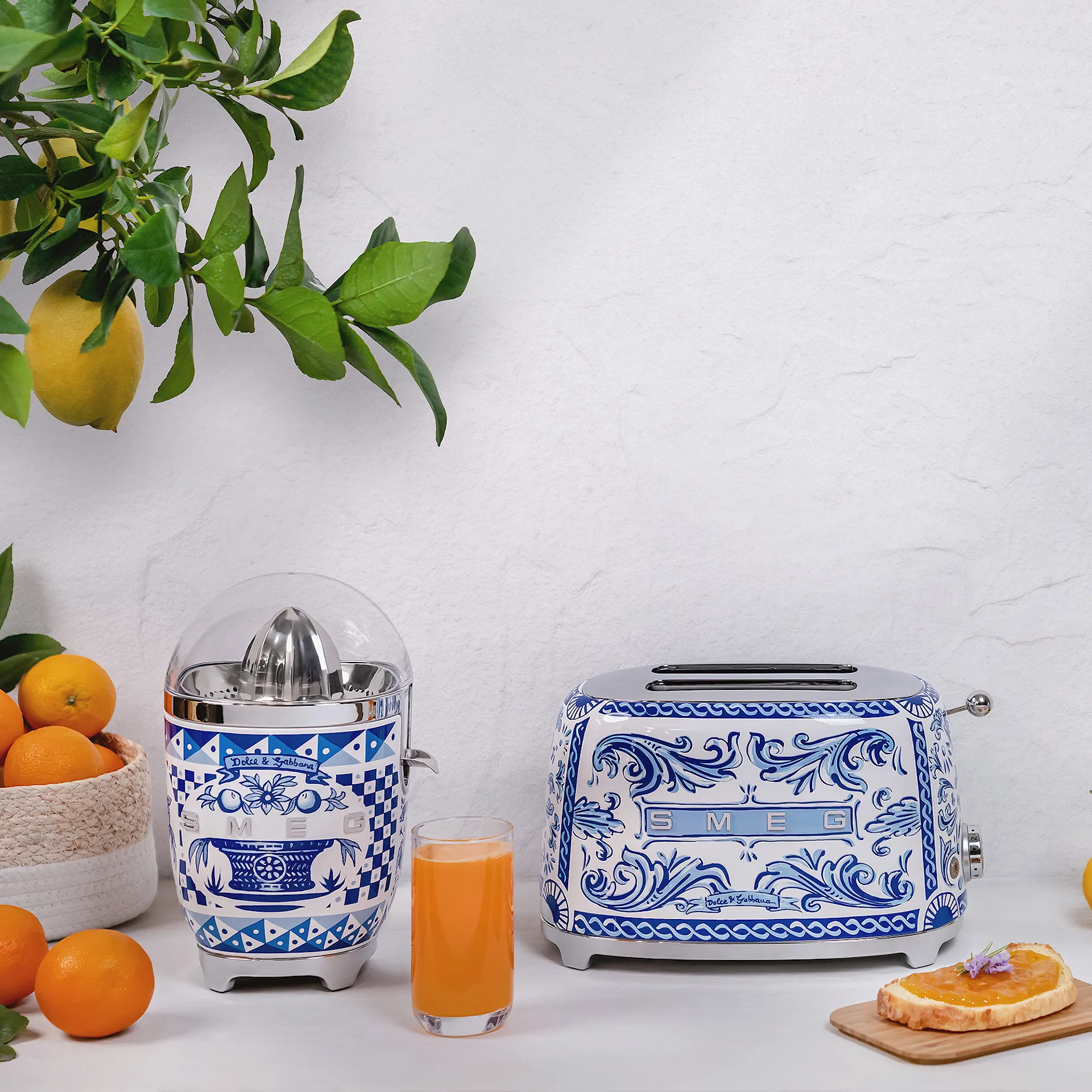 Smeg Citrus Juicer Dolce&Gabbana Blue - Smeg - NO GA