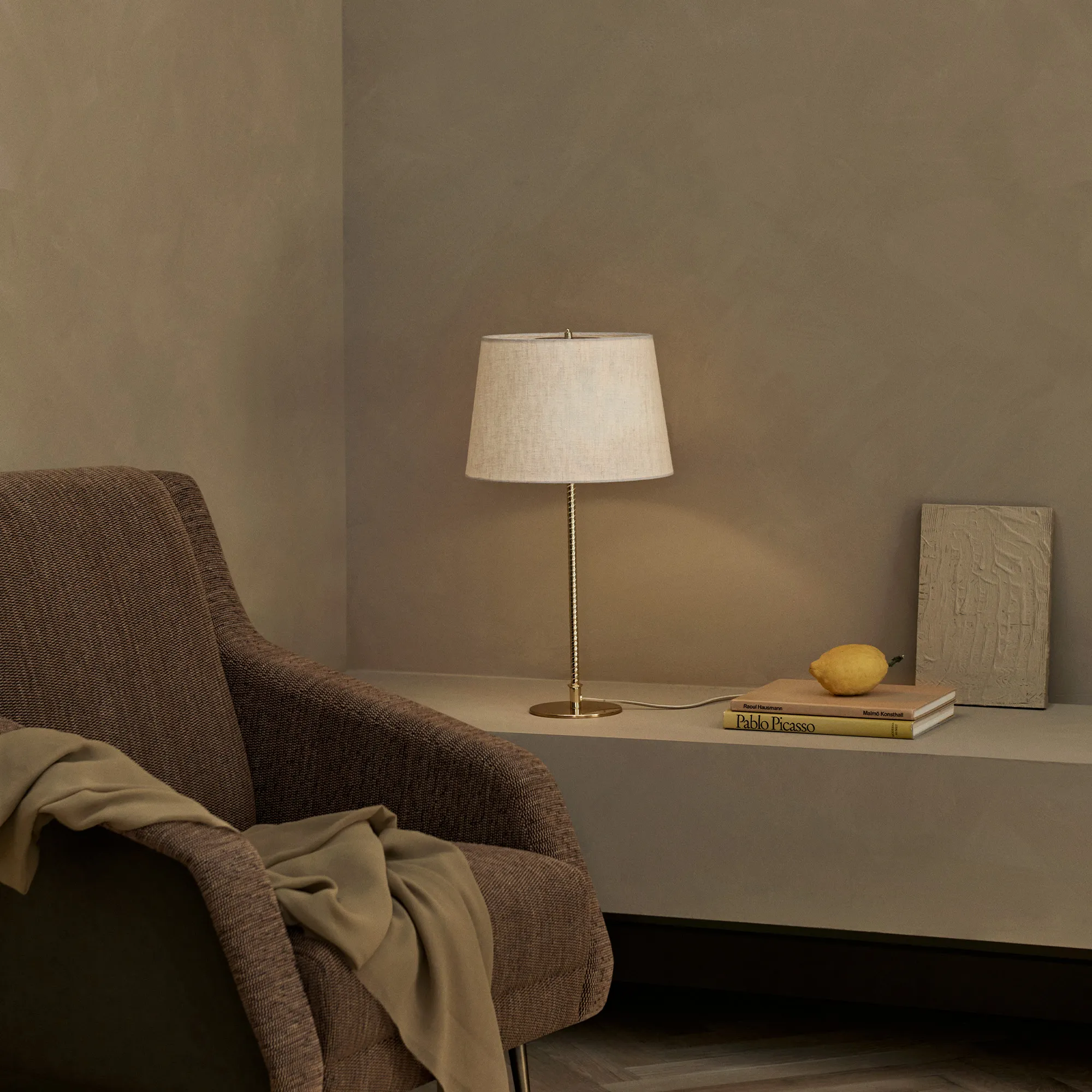 9205 Table Lamp - 4