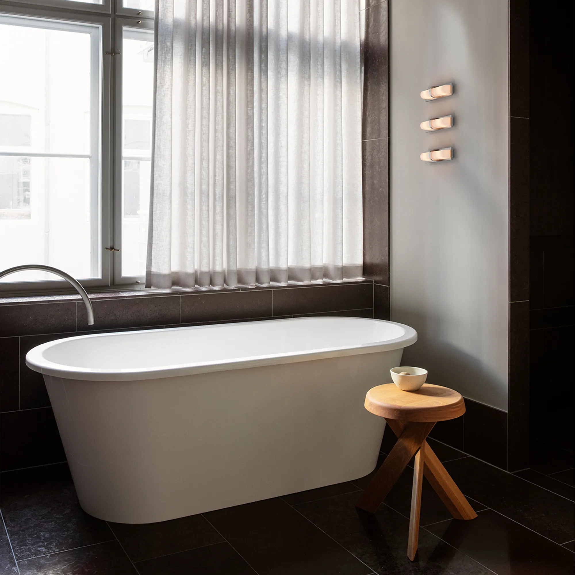 Ublo Wall White Diffuser Lamp - 5