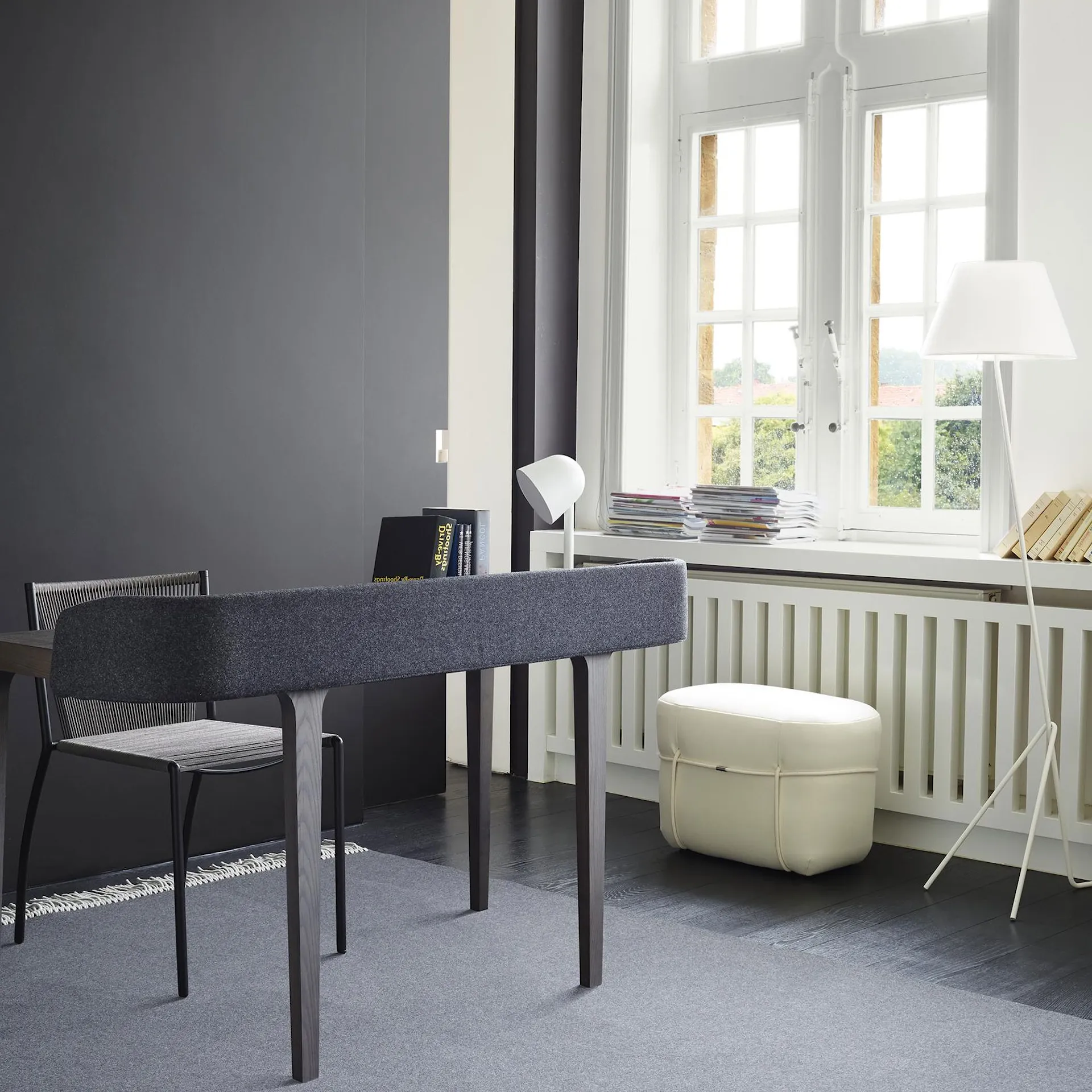 Inside World Desk - Ligne Roset - NO GA