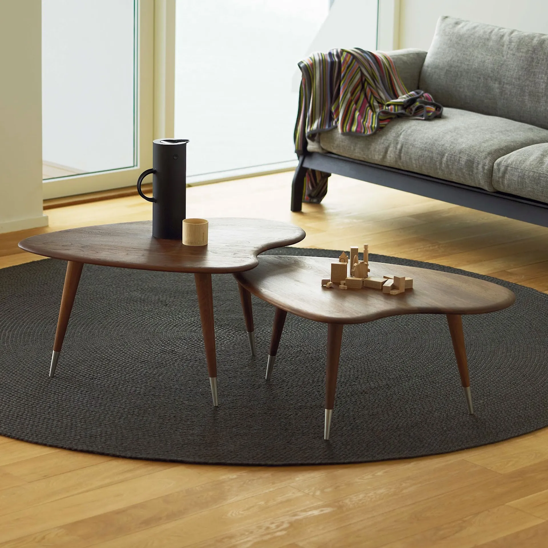 AK 2560-2562 Point Strawberry Coffee Table - Oak Oil - Naver Collection - NO GA