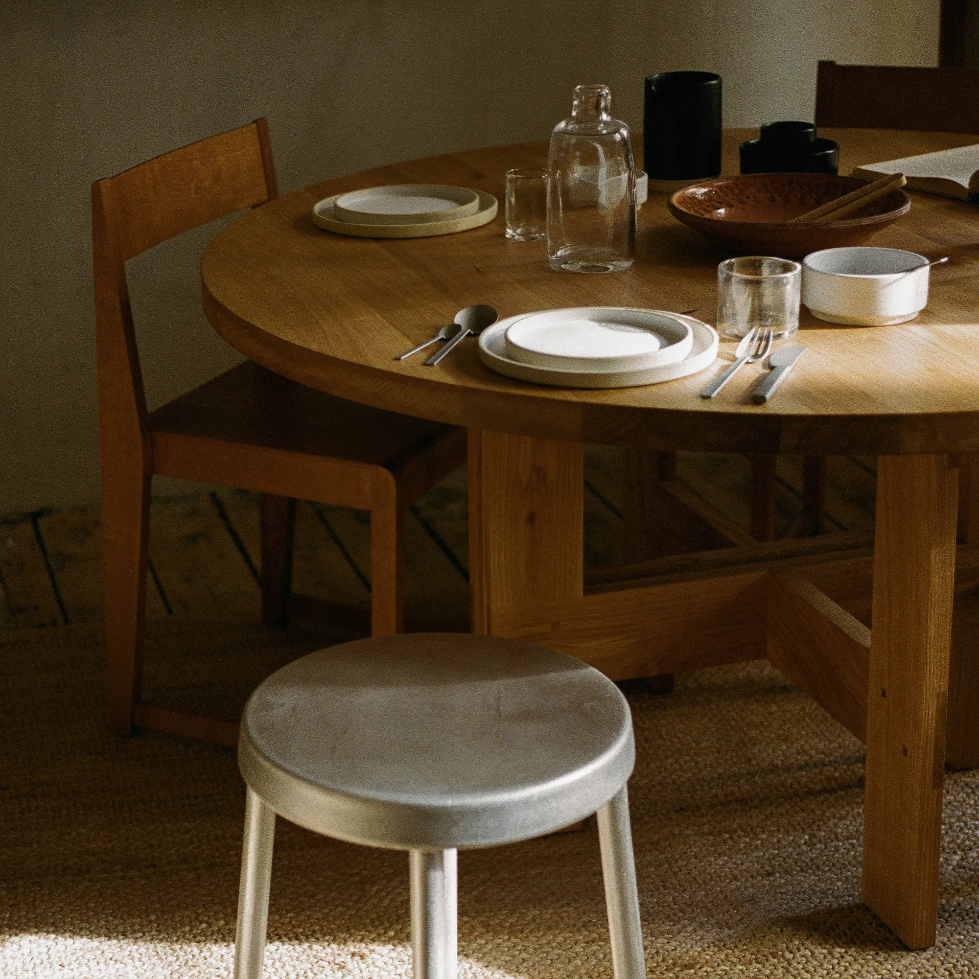 Farmhouse Trestle Table Round - 3