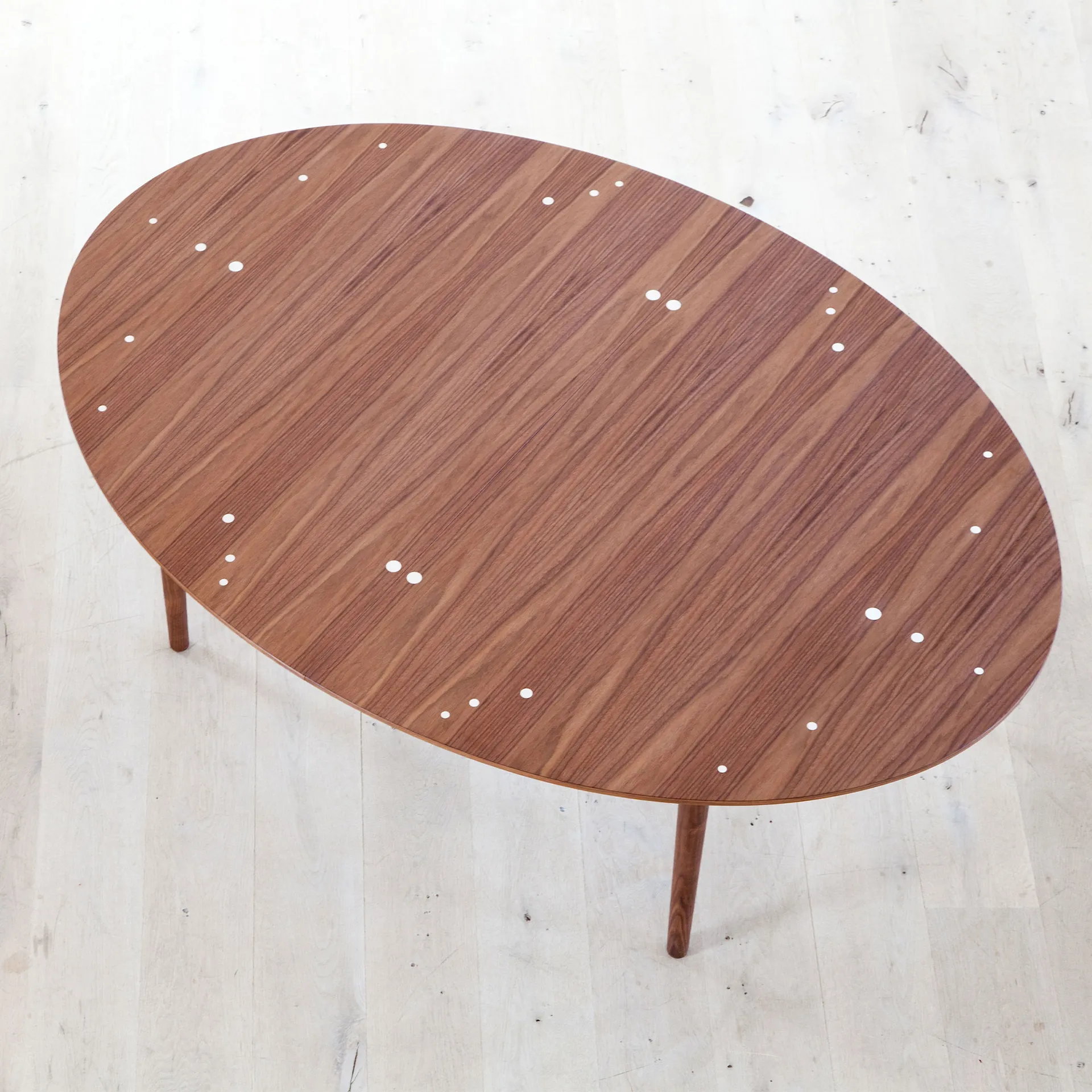 Silver Table Walnut/Walnut - House of Finn Juhl - Finn Juhl - NO GA