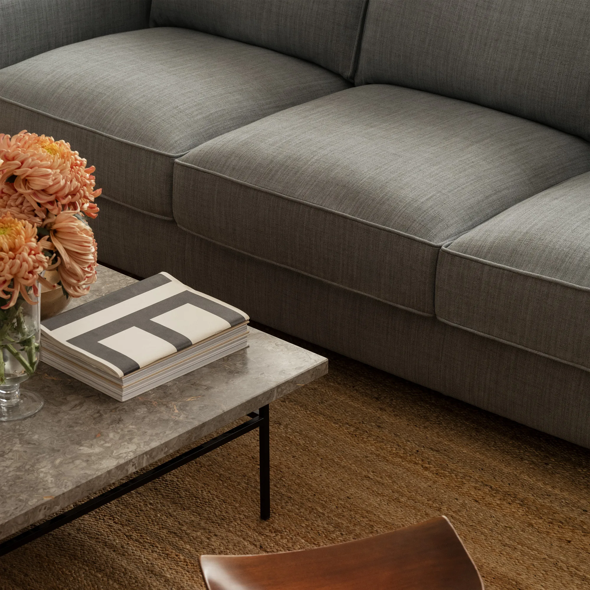 Classic 01 Sofa - 11
