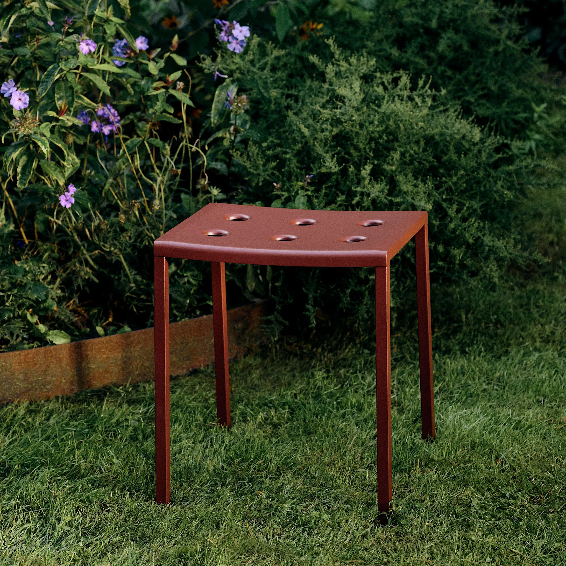 Balcony Stool - HAY - Ronan & Erwan Bouroullec - NO GA