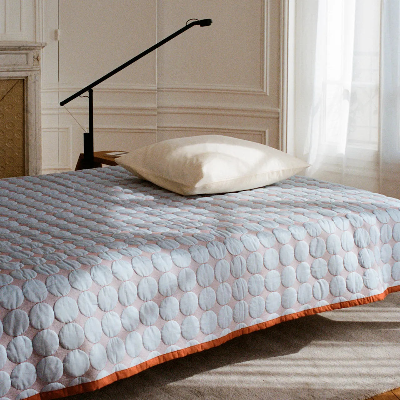 Mega Dot Bedspread Light Blue