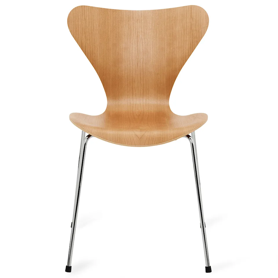 Series 7 chair 3107 clear lacquered veneer
