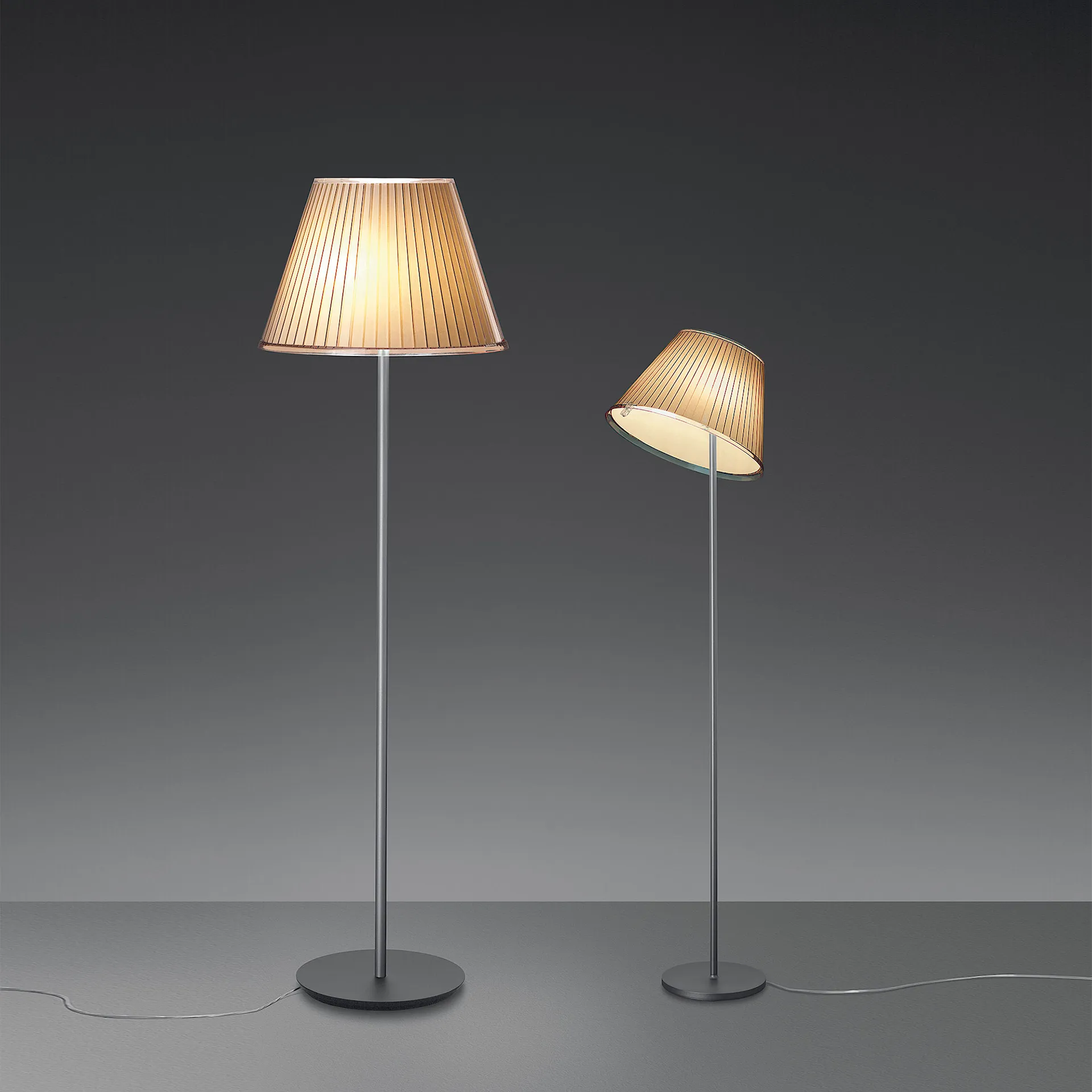 Choose Mega Floor Lamp - Artemide - NO GA