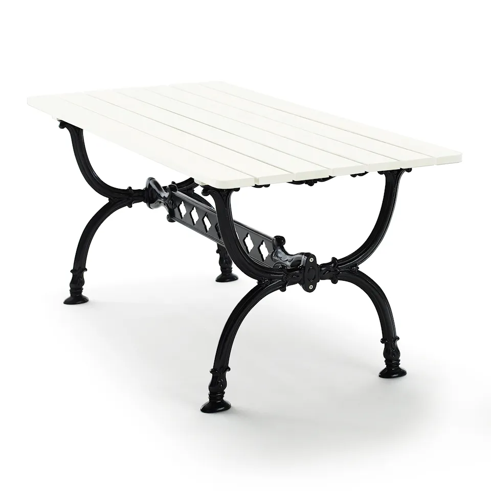 Byarum Table
