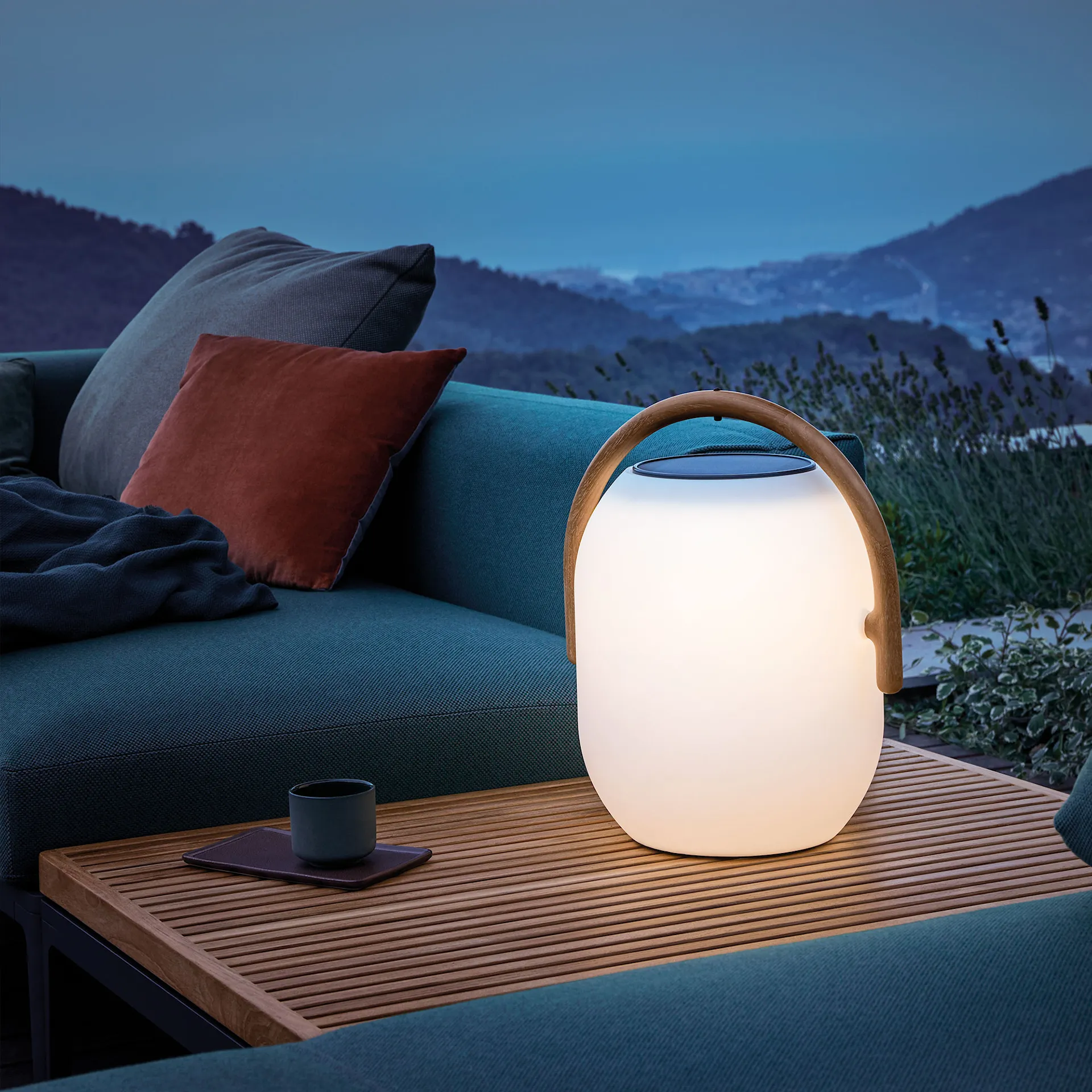 Ambient Cocoon Lamp - Gloster - NO GA